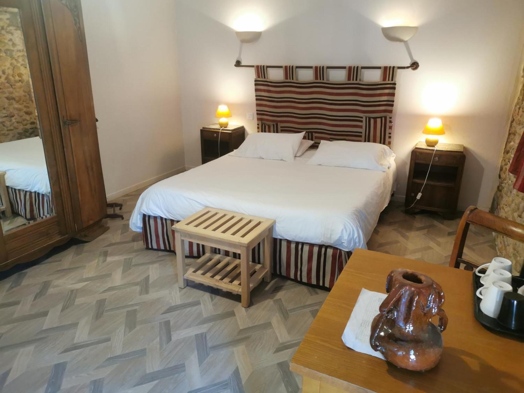 Domaine Du Mas Bazan Otel Alénya Oda fotoğraf