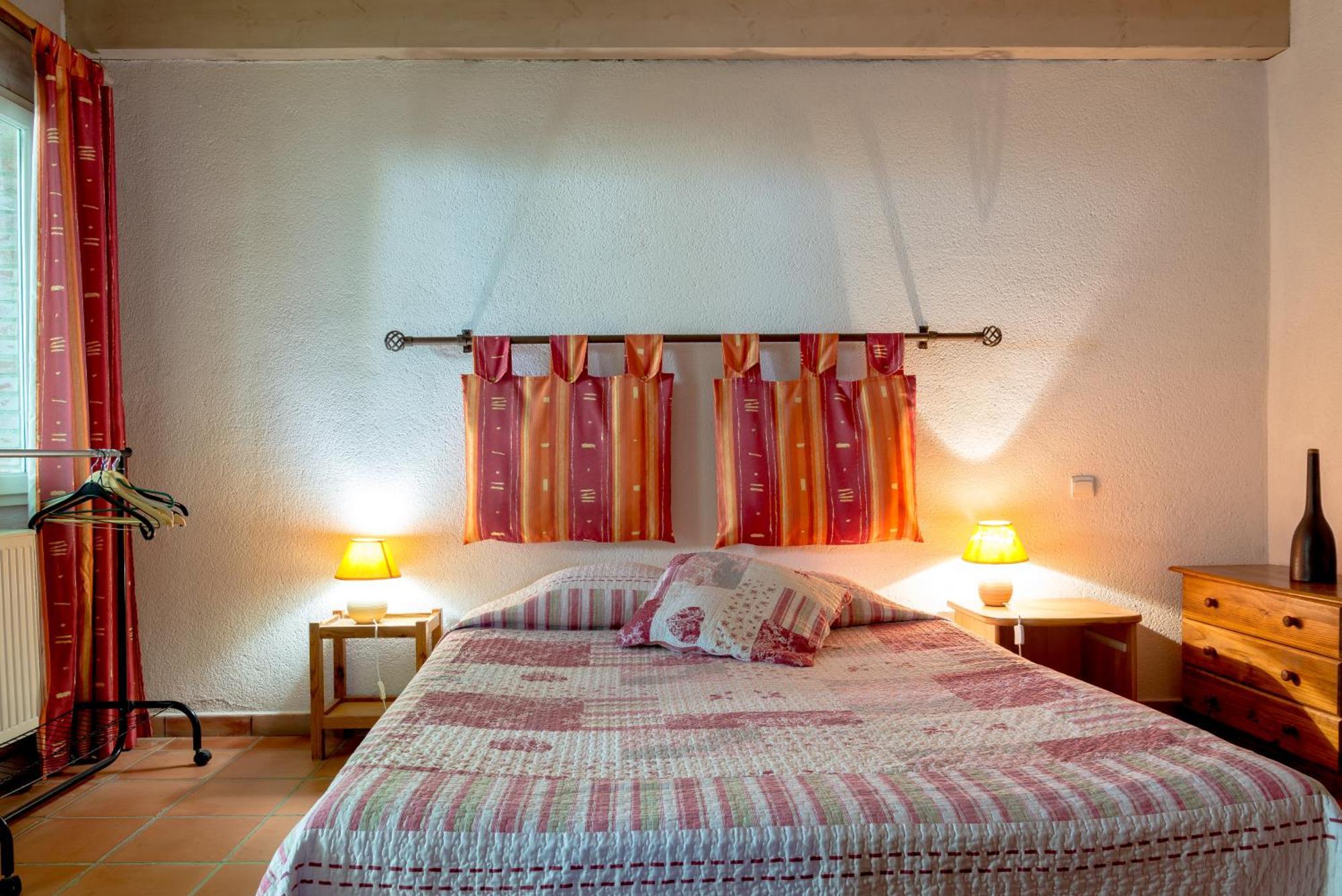 Domaine Du Mas Bazan Otel Alénya Oda fotoğraf